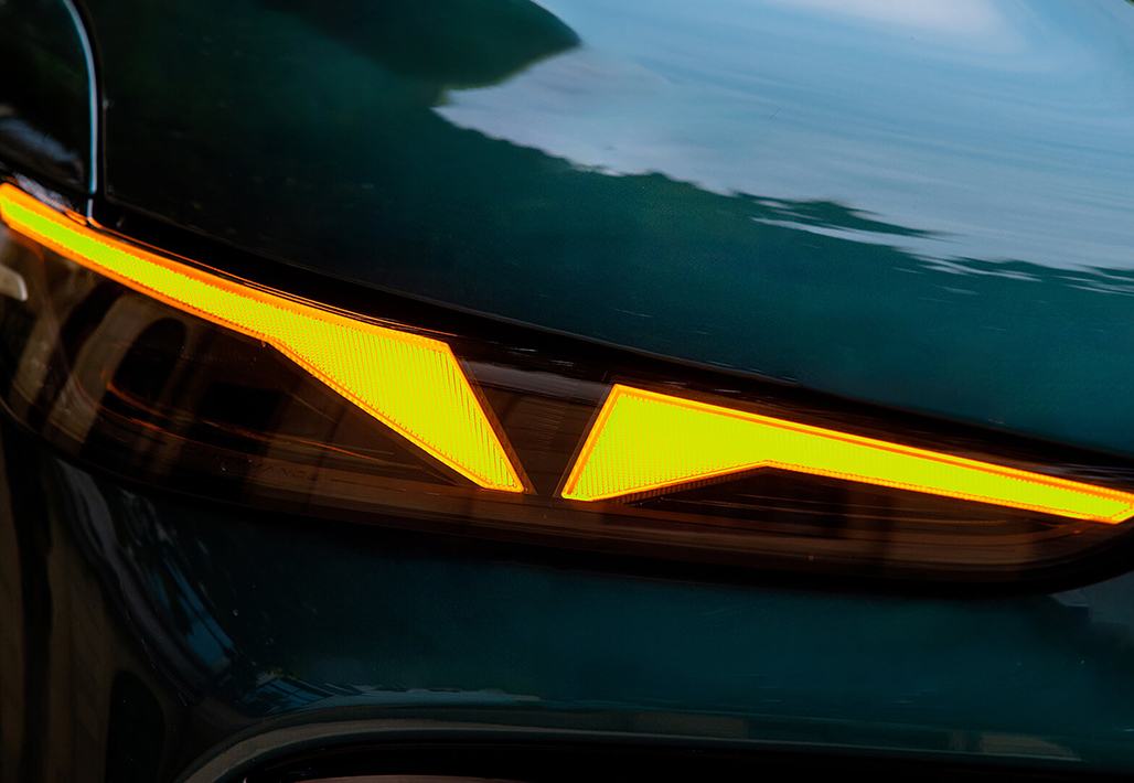 NEV Dark Horse! LEPAS L8 Shapes the Aesthetics of Sophisticated Driving with Technological DNA